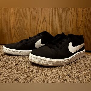 Nike Court Royale Women’s/Men’s Shoes Size 8